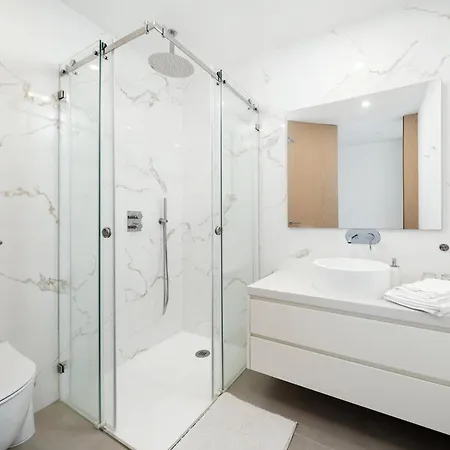 Marina View Luxury 2br