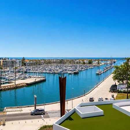 Marina View Luxury 2br