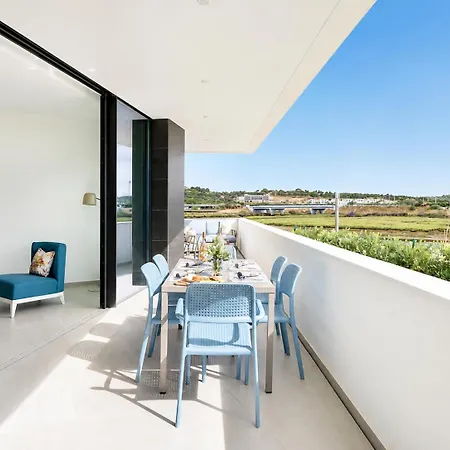 Marina View Luxury 2br